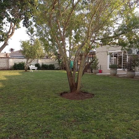 Spacious Garden Unit On Fordyce Port Elizabeth Esterno foto