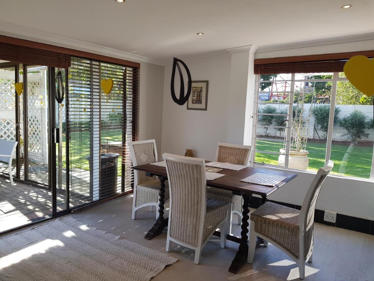 Spacious Garden Unit On Fordyce Port Elizabeth Esterno foto